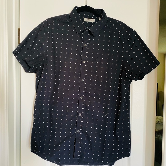 Lot of 2 button down shirts Reaction Kenneth Cole and Eight Avenue size L - Picture 4 of 7